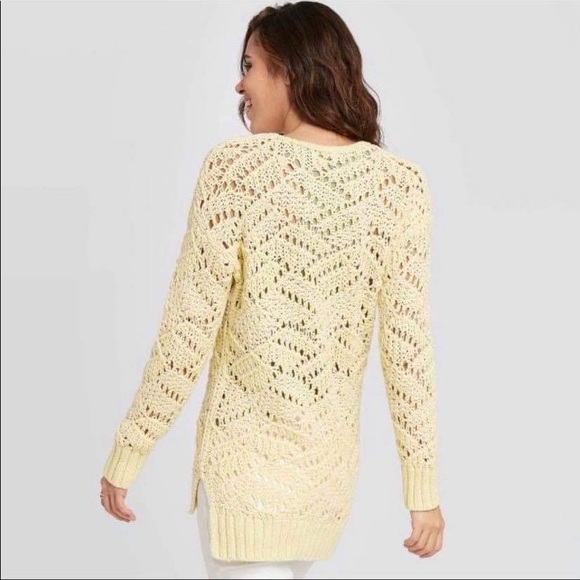 NWT Universal Thread sweater - Picture 2 of 3